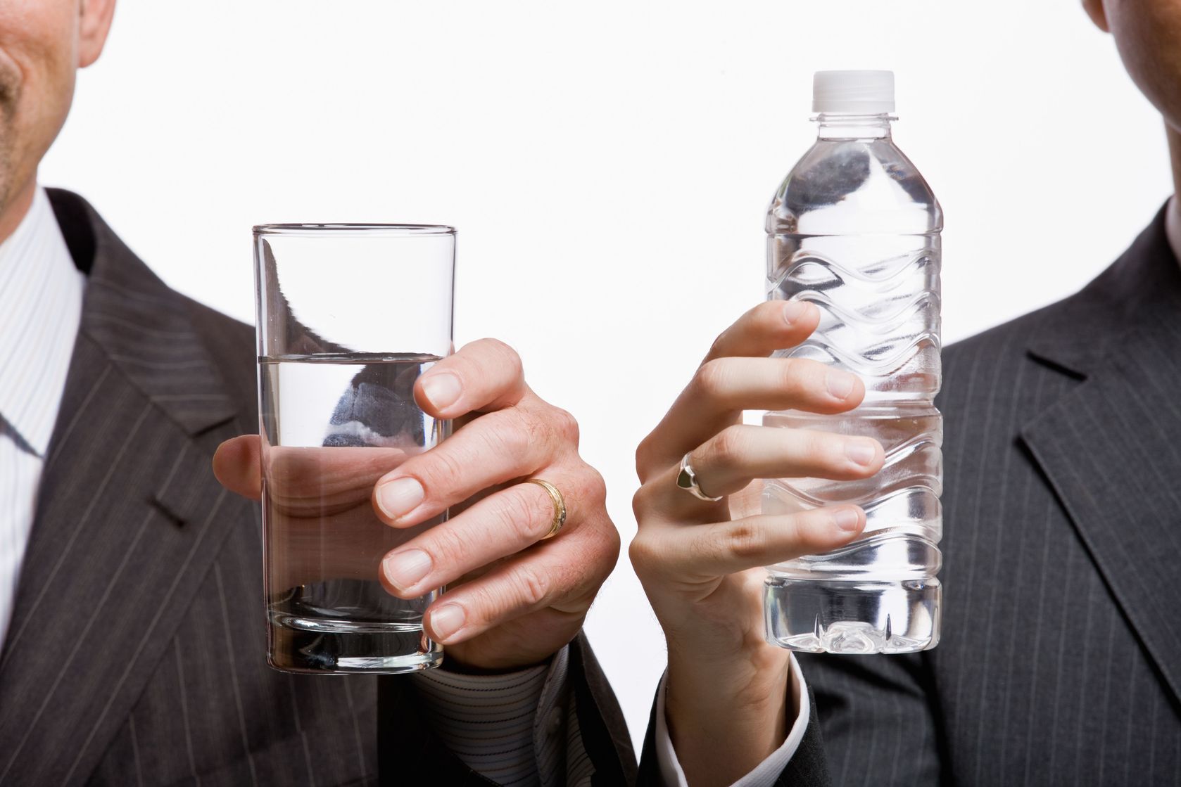 Bottled vs Tap Water: Choosing the Healthiest Water?